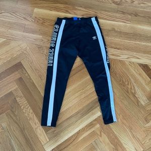 COPY - Adidas 3 stripes leggings